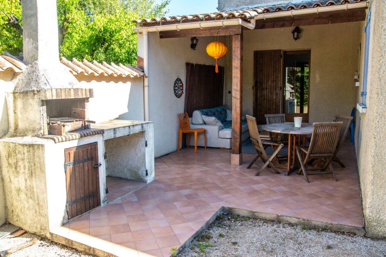 Villa In Provence With Private Pool リル・シュル・ラ・ソルギュ エクステリア 写真