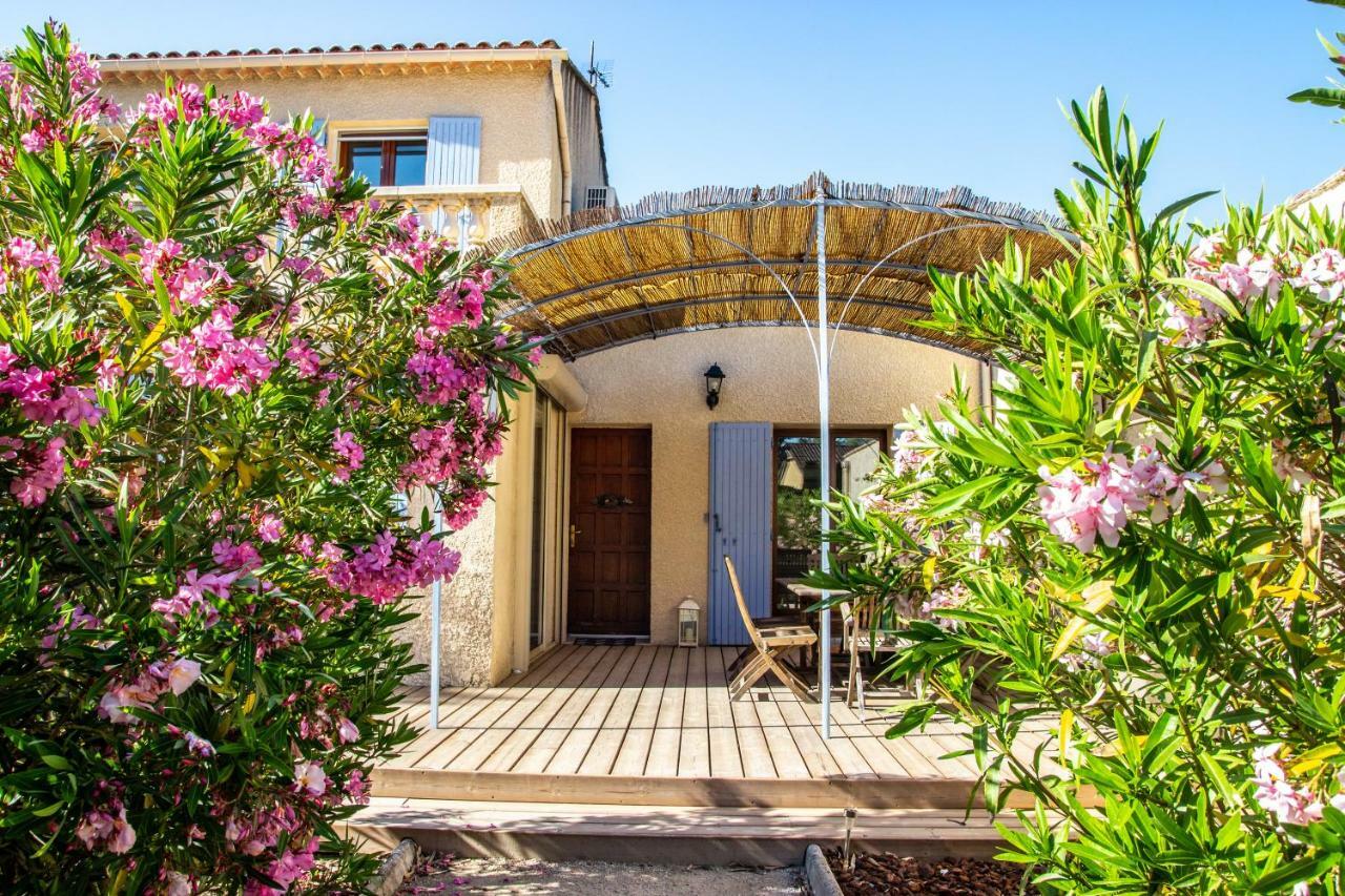 Villa In Provence With Private Pool リル・シュル・ラ・ソルギュ エクステリア 写真