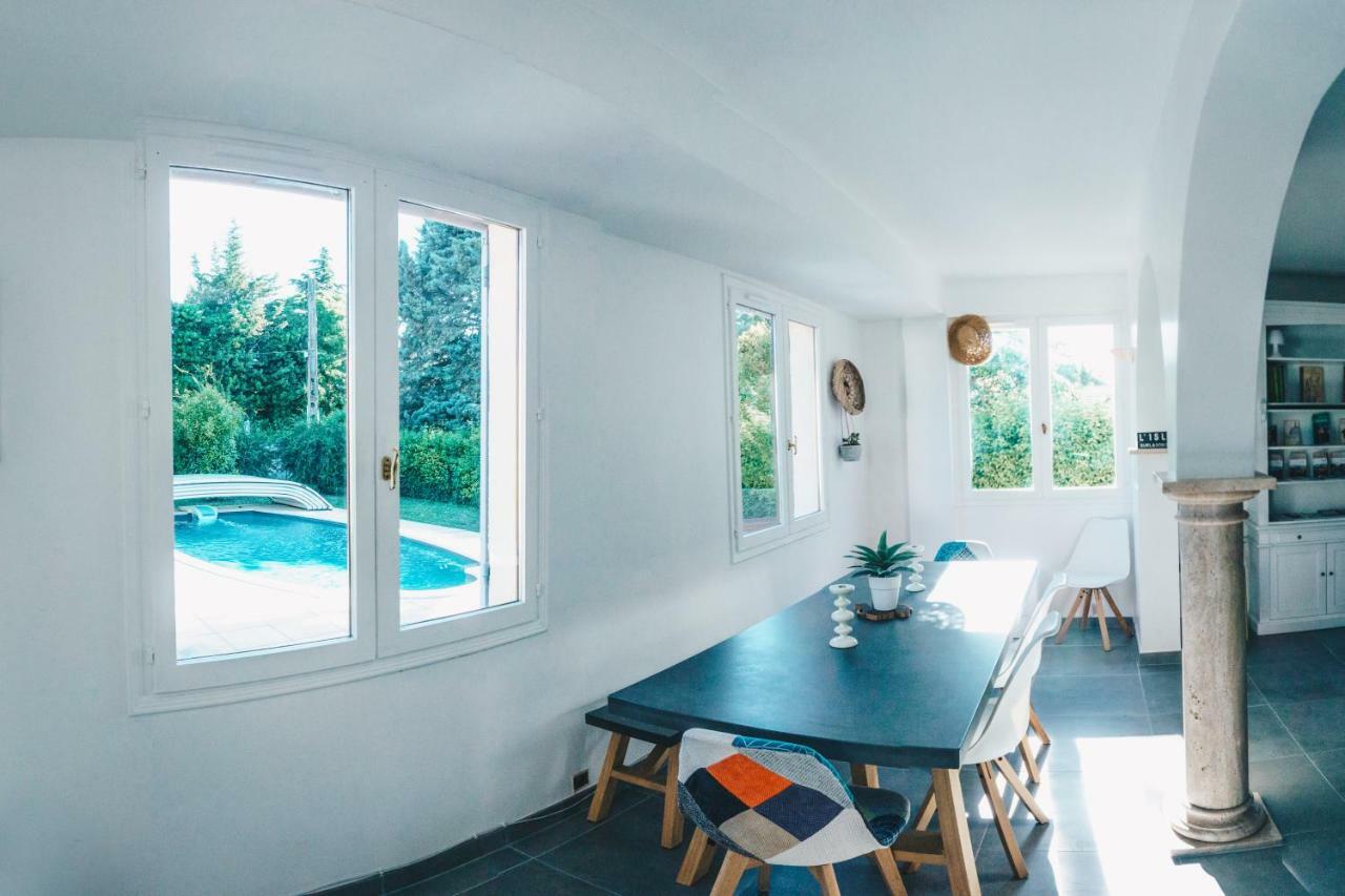 Villa In Provence With Private Pool リル・シュル・ラ・ソルギュ エクステリア 写真