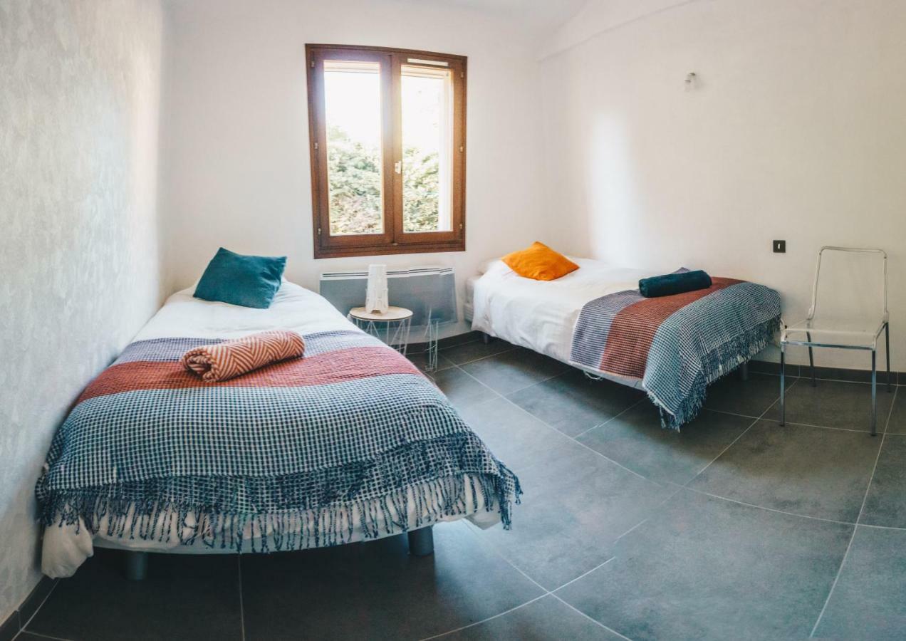 Villa In Provence With Private Pool リル・シュル・ラ・ソルギュ エクステリア 写真